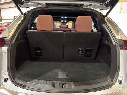 Used 2018 MAZDA CX-9 Signature image 39