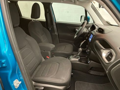 Certified 2021 Jeep Renegade Latitude FWD image 25