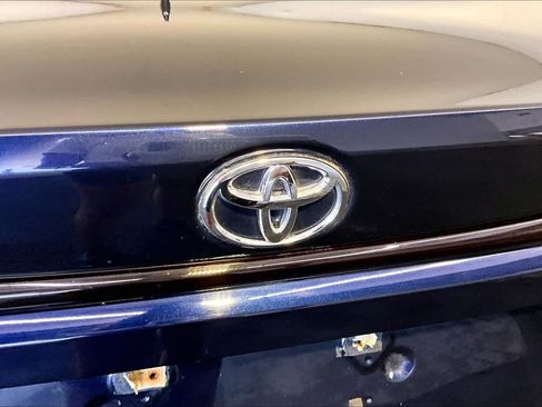Used 2020 Toyota Corolla LE FWD image 33