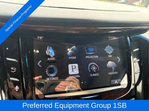 Used 2016 Cadillac Escalade Luxury AWD/4WD image 18
