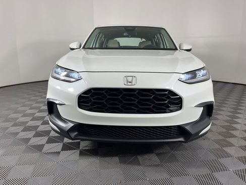 Used 2023 Honda HR-V LX image 3