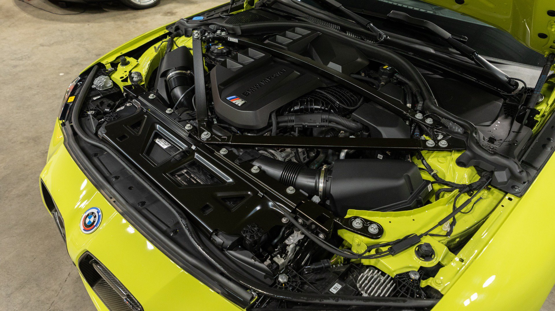Used 2023 BMW M3 Competition w/ M Carbon Exterior Package AWD/4WD image 81