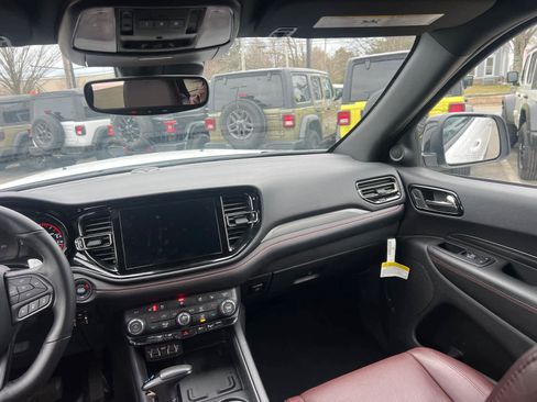 Used 2024 Dodge Durango R/T image 38