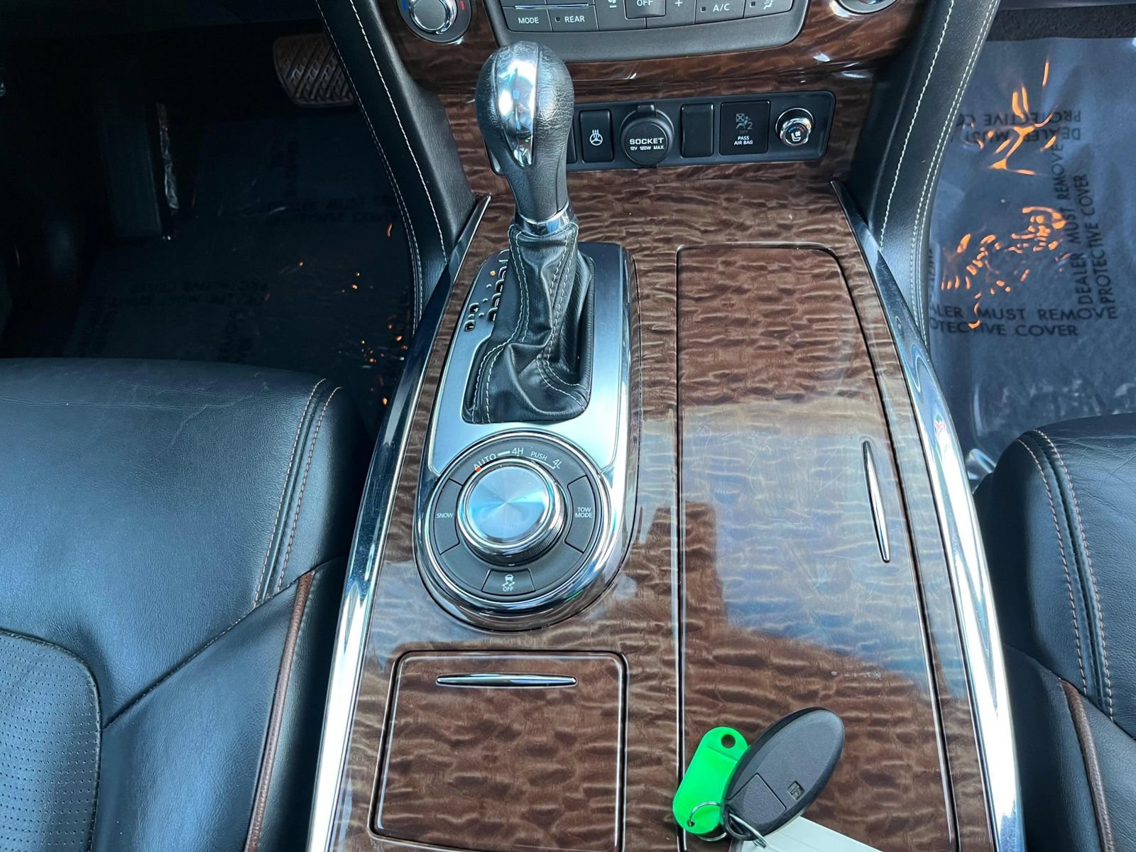 Used 2017 Nissan Armada Platinum AWD/4WD image 18