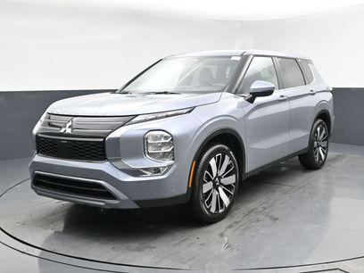 New 2025 Mitsubishi Outlander SE
