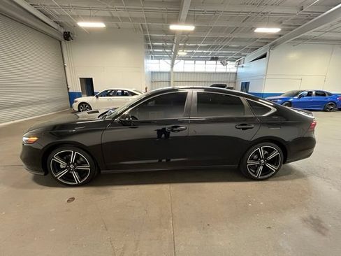Used 2024 Honda Accord Sport image 6