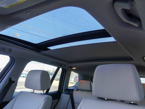 Used 2016 BMW X3 xDrive28i image 14