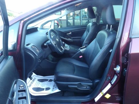 Used 2013 Toyota Prius Persona Series image 9