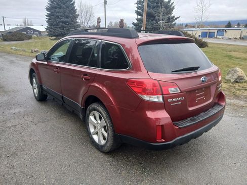 Used 2013 Subaru Outback 2.5i Premium w/ All-Weather Pkg image 6