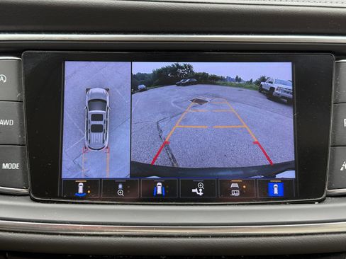 Used 2023 Buick Enclave Avenir w/ Avenir Technology Package AWD/4WD image 46