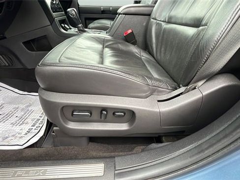 Used 2019 Ford Flex Limited image 24