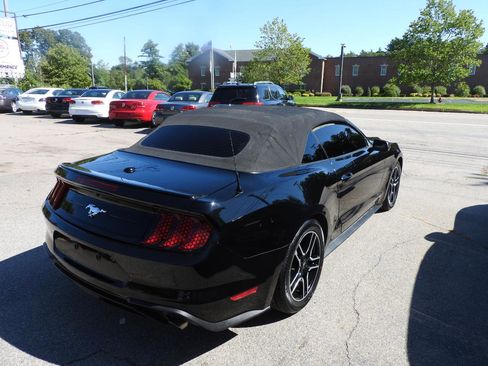 Used 2018 Ford Mustang Premium w/ Equipment Group 201A RWD image 8