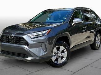 Used 2025 Toyota RAV4 XLE video 1