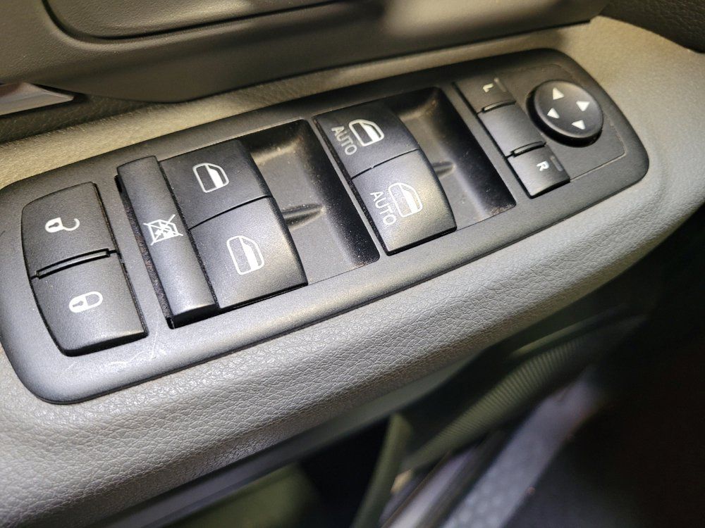 Used 2014 RAM 1500 Big Horn RWD image 27