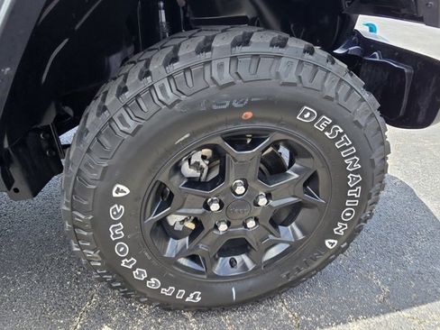 Used 2023 Jeep Wrangler Unlimited w/ Cold Weather Group AWD/4WD image 48