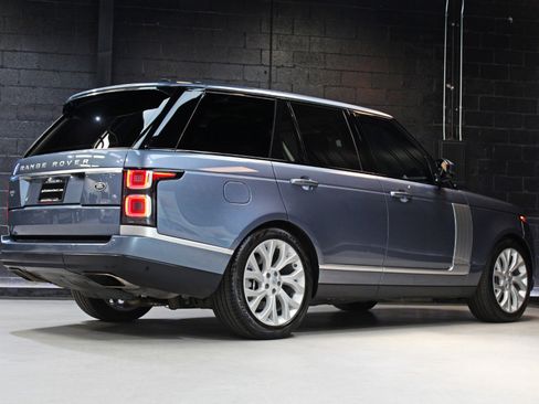 Used 2021 Land Rover Range Rover Westminster Edition image 13
