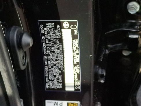 Certified 2025 Toyota Corolla SE w/ Convenience Package FWD image 30