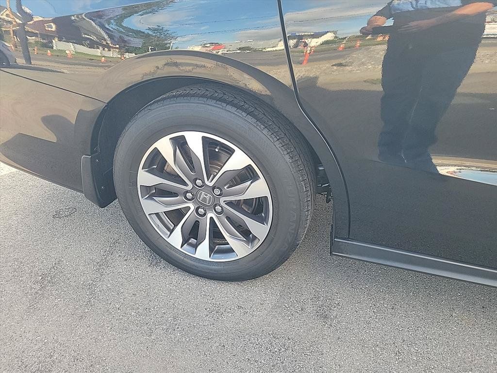 Used 2023 Honda Odyssey EX-L image 31