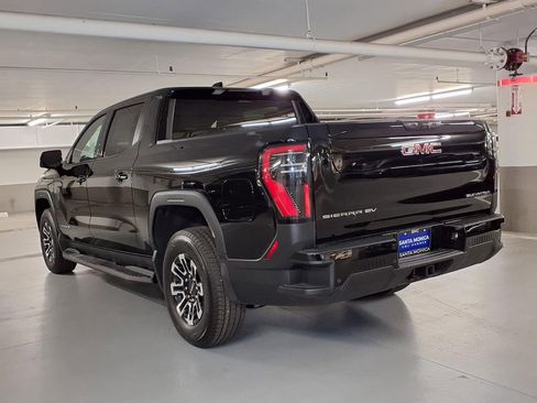 New 2026 GMC Sierra EV Elevation AWD/4WD image 10