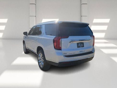 Used 2024 GMC Yukon Denali w/ Advanced Technology Package RWD image 5