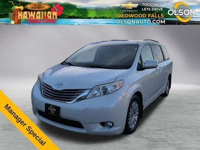 Used 2017 Toyota Sienna XLE w/ XLE Navigation Package