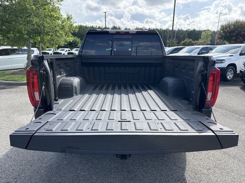 Used 2023 GMC Sierra 1500 Denali w/ Denali Reserve Package AWD/4WD image 19