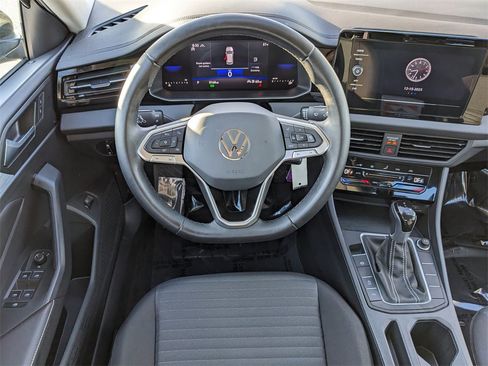 Certified 2025 Volkswagen Jetta S image 15