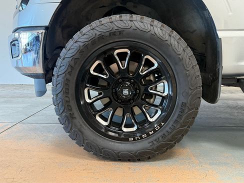 Used 2024 Ford F150 XLT w/ Tow/Haul Package AWD/4WD image 8