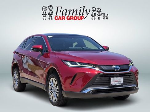 Used 2023 Toyota Venza Limited AWD/4WD image 2