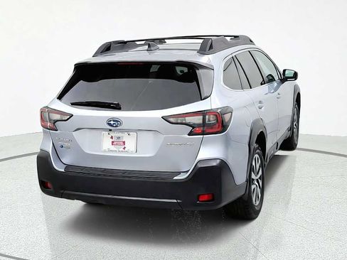 Certified 2023 Subaru Outback Premium AWD/4WD image 8