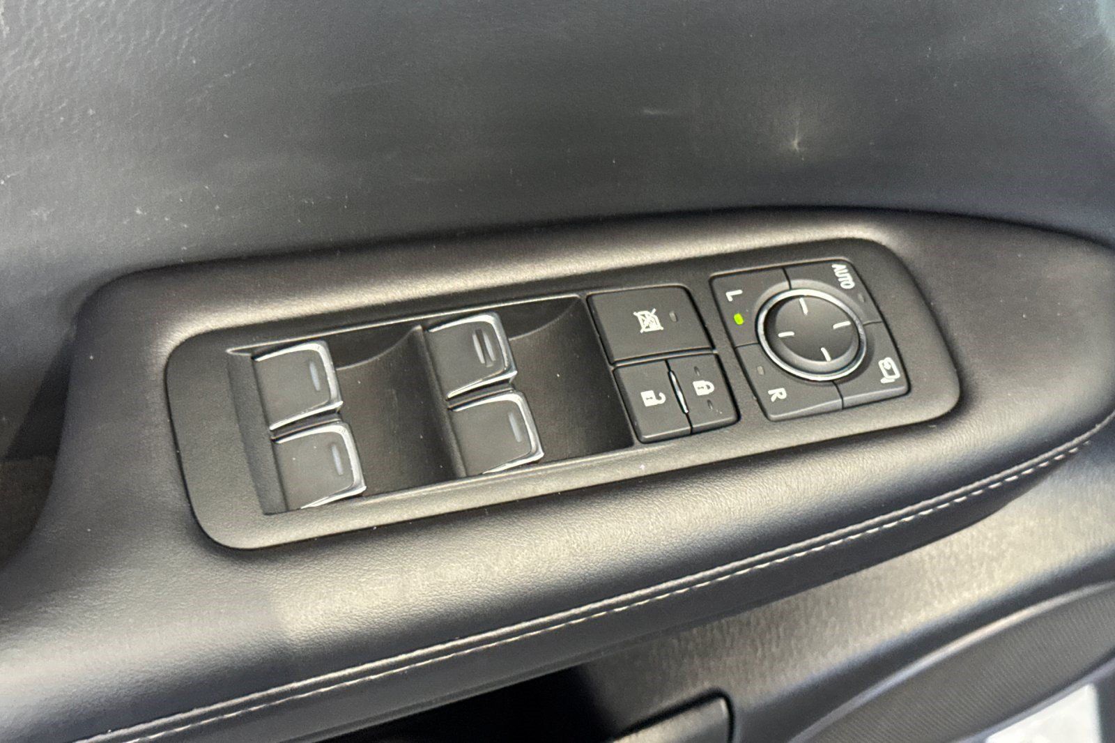 Used 2019 Lexus RX 350 FWD w/ Accessory Package image 13