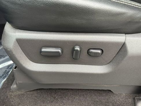 Used 2016 Ford F250 Lariat w/ Lariat Interior Package AWD/4WD image 14