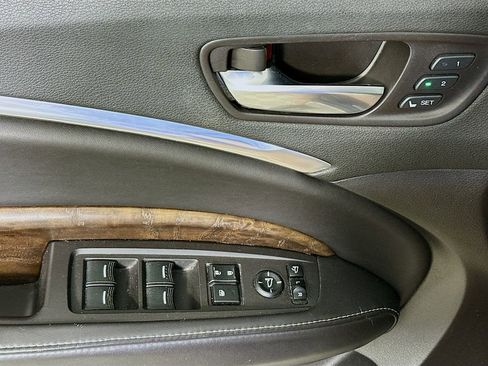 Used 2017 Acura MDX SH-AWD w/ Advance Package image 21