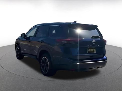 Used 2025 Nissan Rogue SV FWD image 10