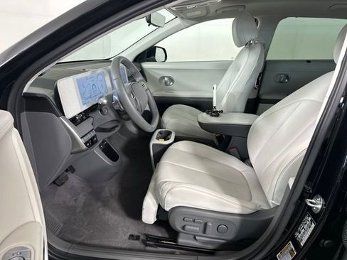 Used 2024 Hyundai Ioniq 5 Limited image 11
