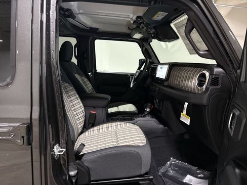 New 2026 Jeep Gladiator Mojave AWD/4WD image 22