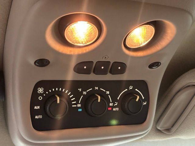 Used 2003 Chevrolet Tahoe LT AWD/4WD image 28