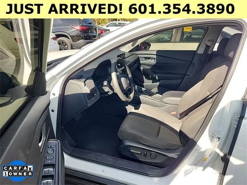 Used 2023 Honda Accord EX image 5