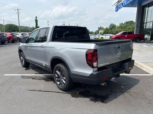Used 2023 Honda Ridgeline Sport image 8