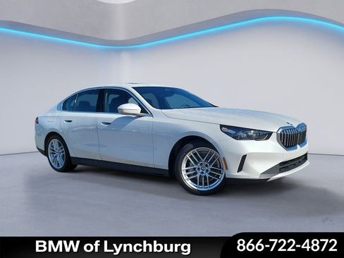 New 2025 BMW 530i xDrive w/ Premium Package image 1