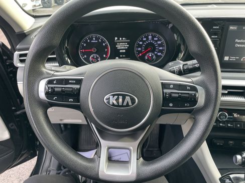 Used 2021 Kia K5 LXS image 38