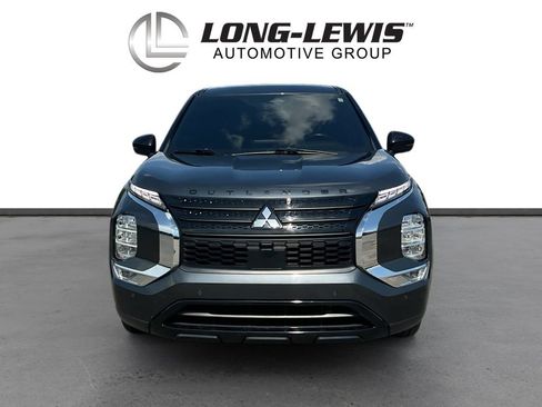 Used 2024 Mitsubishi Outlander SE Black Edition FWD image 11