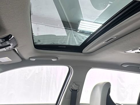 New 2025 Kia Niro EX Touring image 33