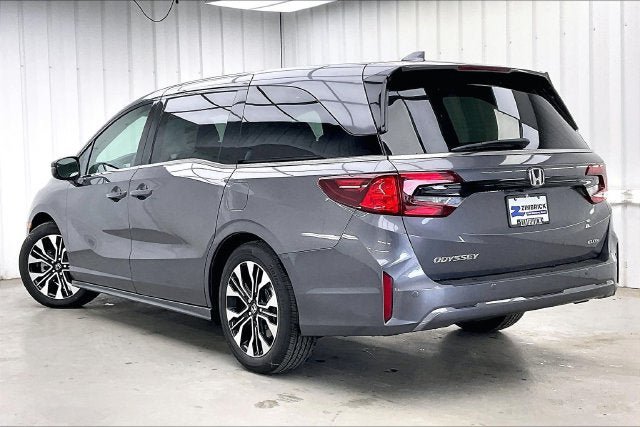 New 2027 Honda Odyssey Elite image 5