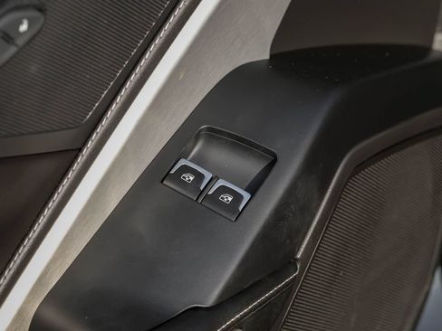 Used 2016 Chevrolet Corvette Stingray Coupe RWD image 48