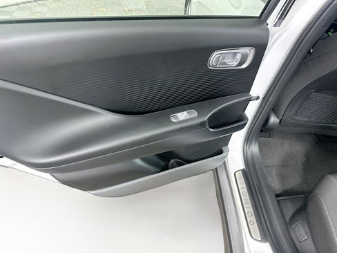 Used 2024 Hyundai Ioniq 6 SE image 26