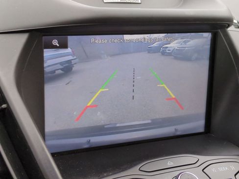 Used 2015 Ford Escape SE w/ Equipment Group 201A image 37