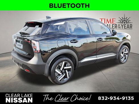 Certified 2025 Nissan Kicks SV image 7