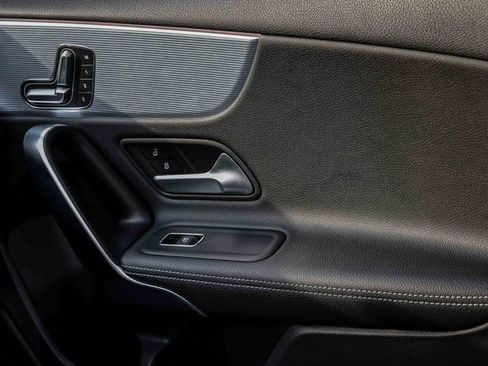 Used 2022 Mercedes-Benz A 220 image 16