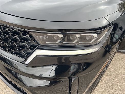 Certified 2022 Kia Sorento SX image 30